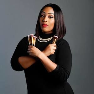 Meet your Posher, Tara